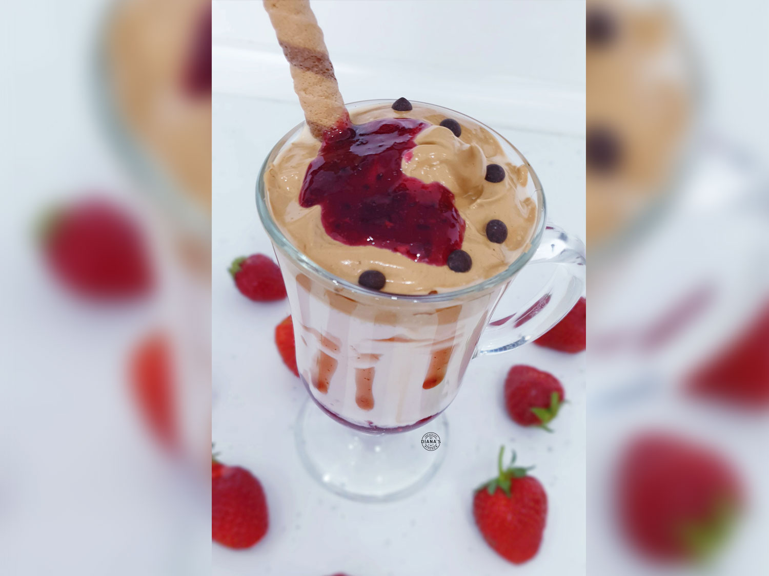 Strawberry Dalgona Coffe 2