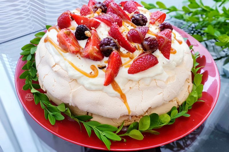 Tort Pavlova