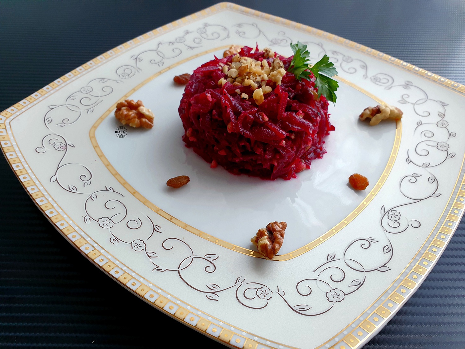 Salata de sfecla rosie si nuci Salata de sfecla rosie si nuci 3