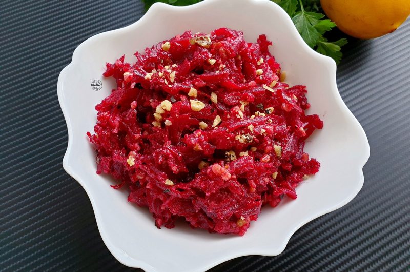 Salata de sfecla rosie si nuci