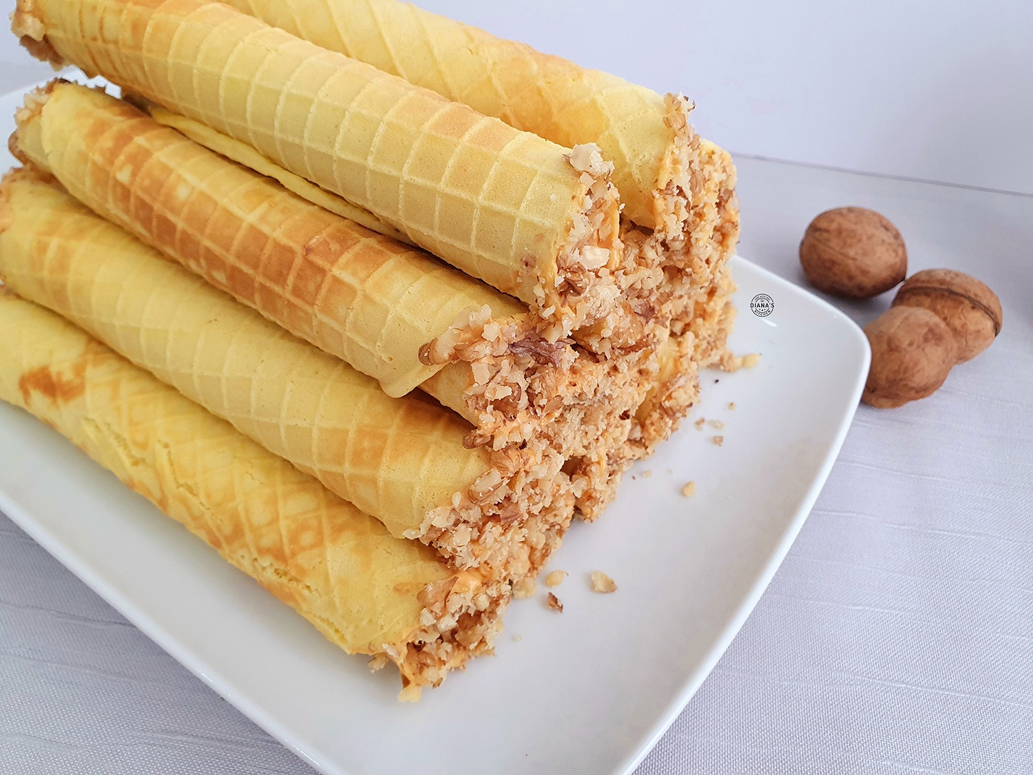 Rulouri din vafe cu crema 5