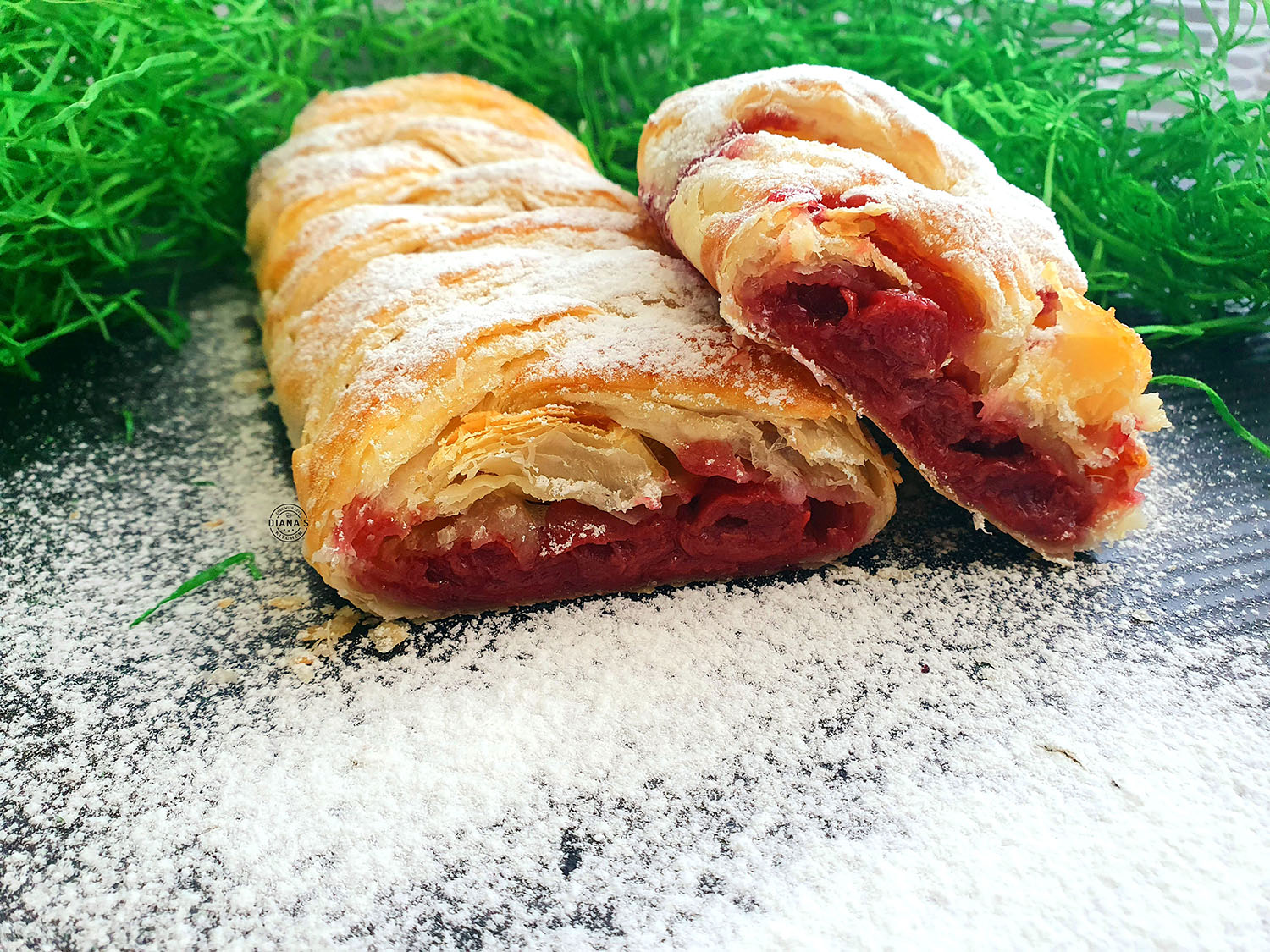 Strudel impletit cu visine 4