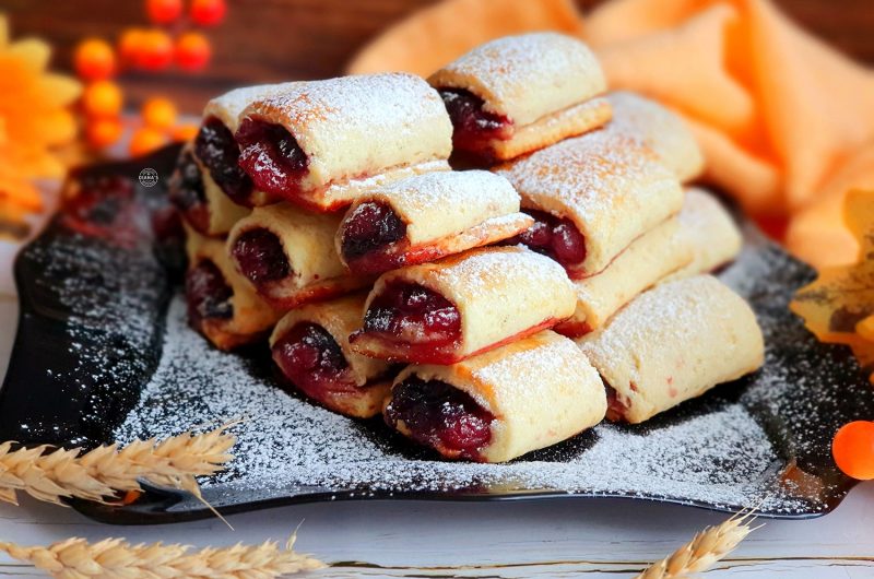 Cornulete cu gem de cirese