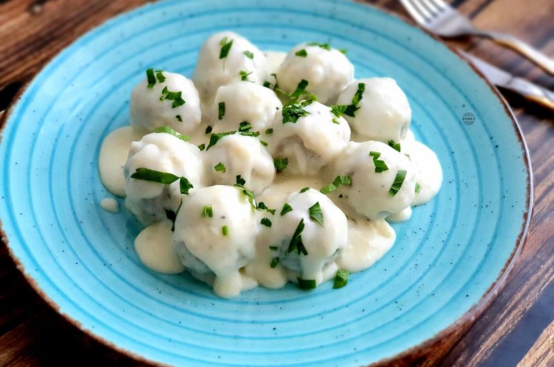 Perisoare in sos bechamel