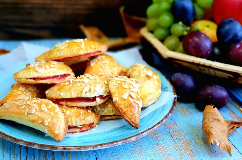 Pateuri cu prune