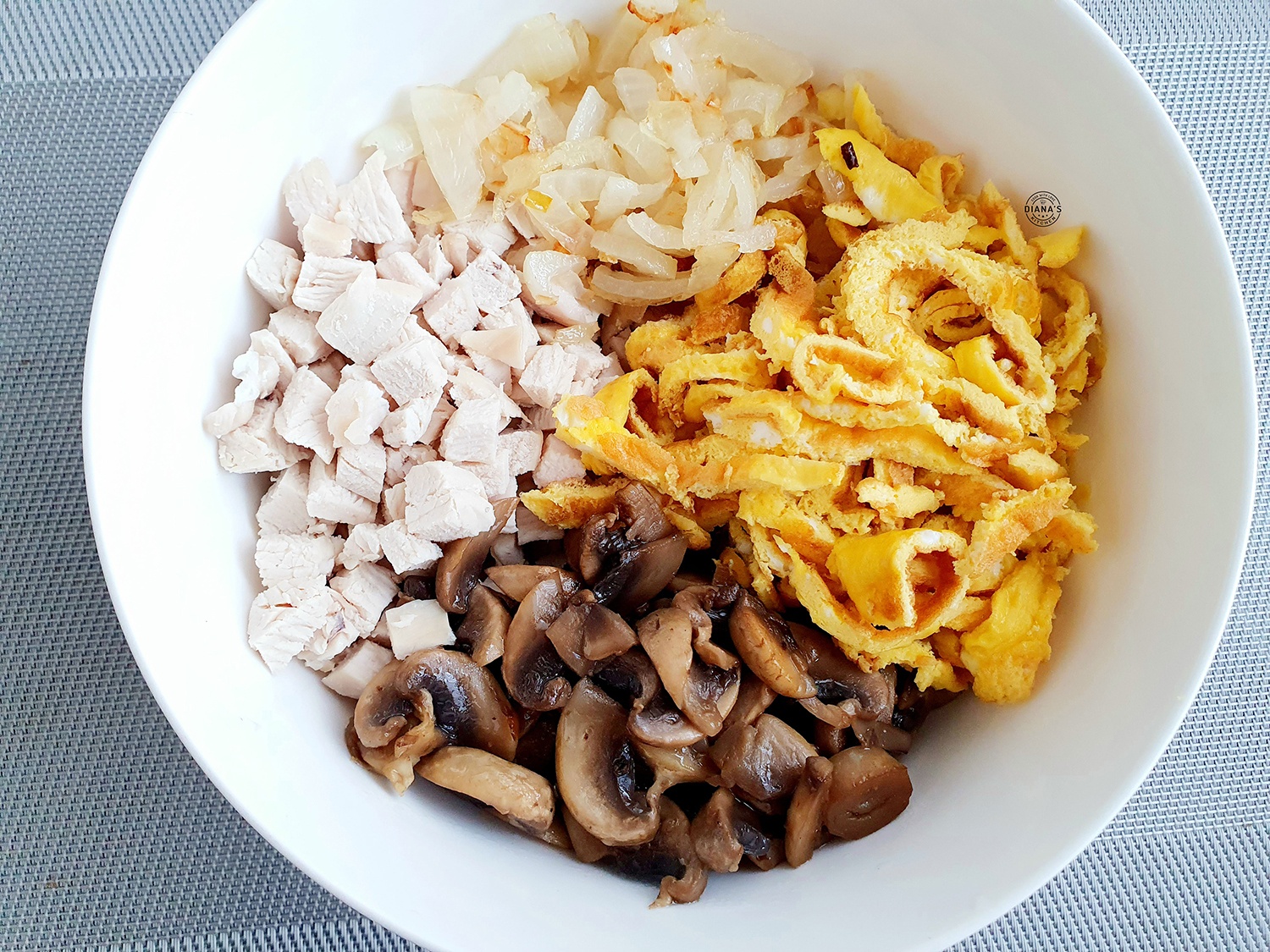 Cosulete cu salata de ciuperci Cosulete cu salata de ciuperci 2