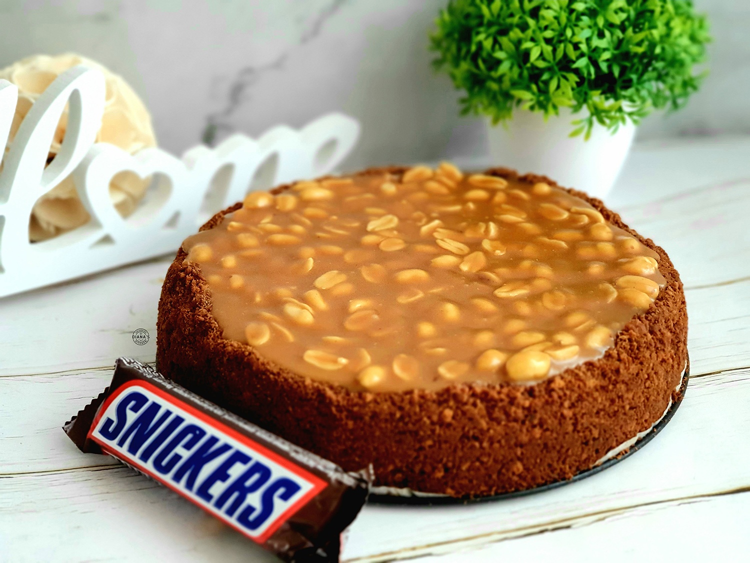 Snickers Cheesecake