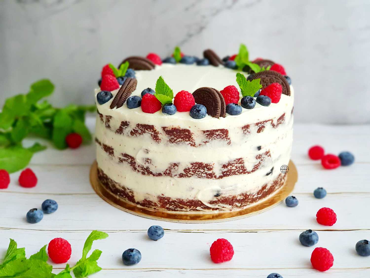 Tort cu zmeura si Oreo