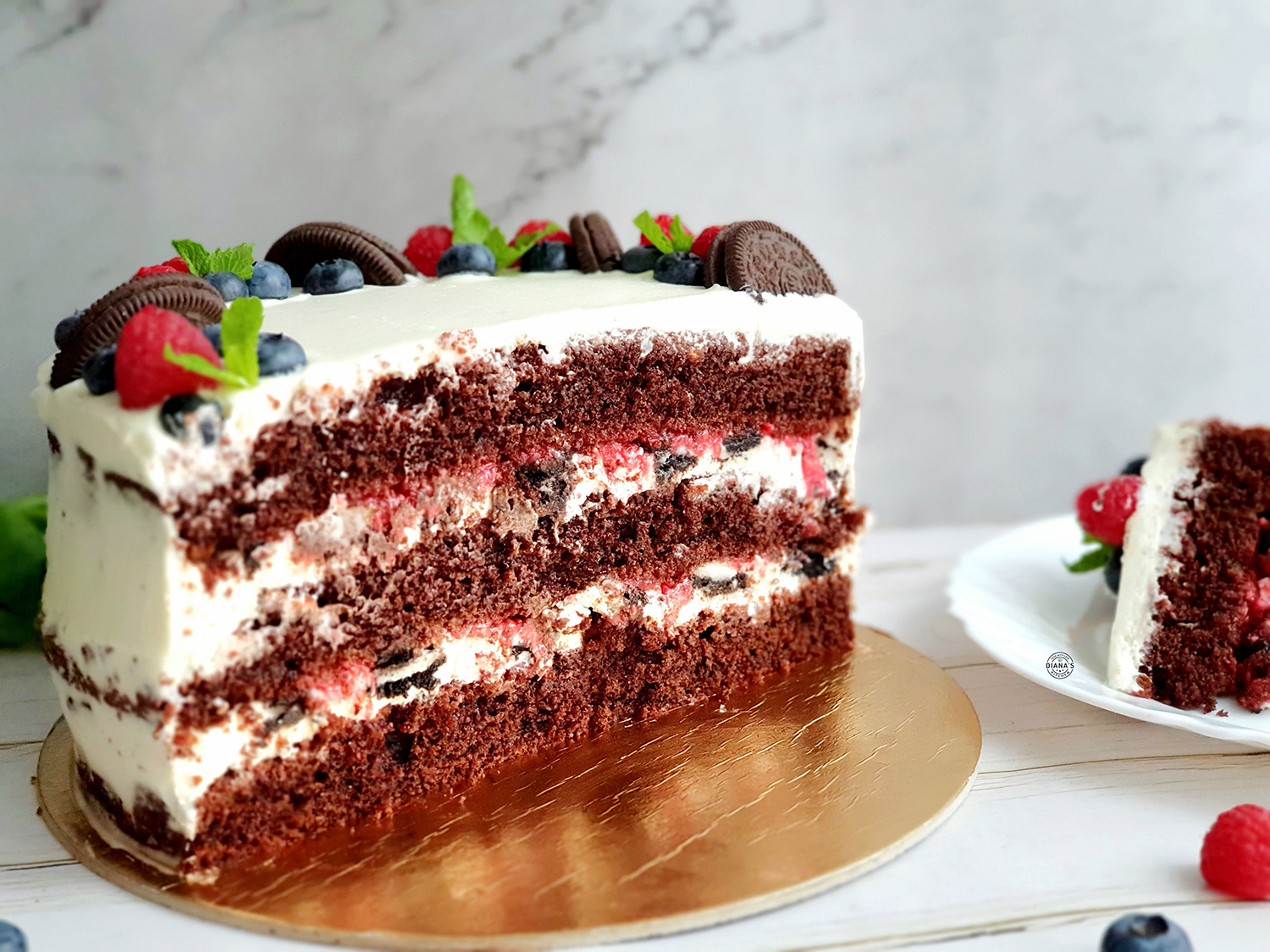 Tort cu zmeura si oreo 4