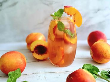 Ceai rece de piersici