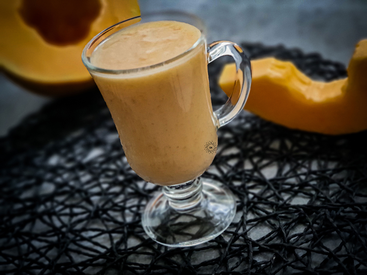 Smoothie racoritor de pepene galben